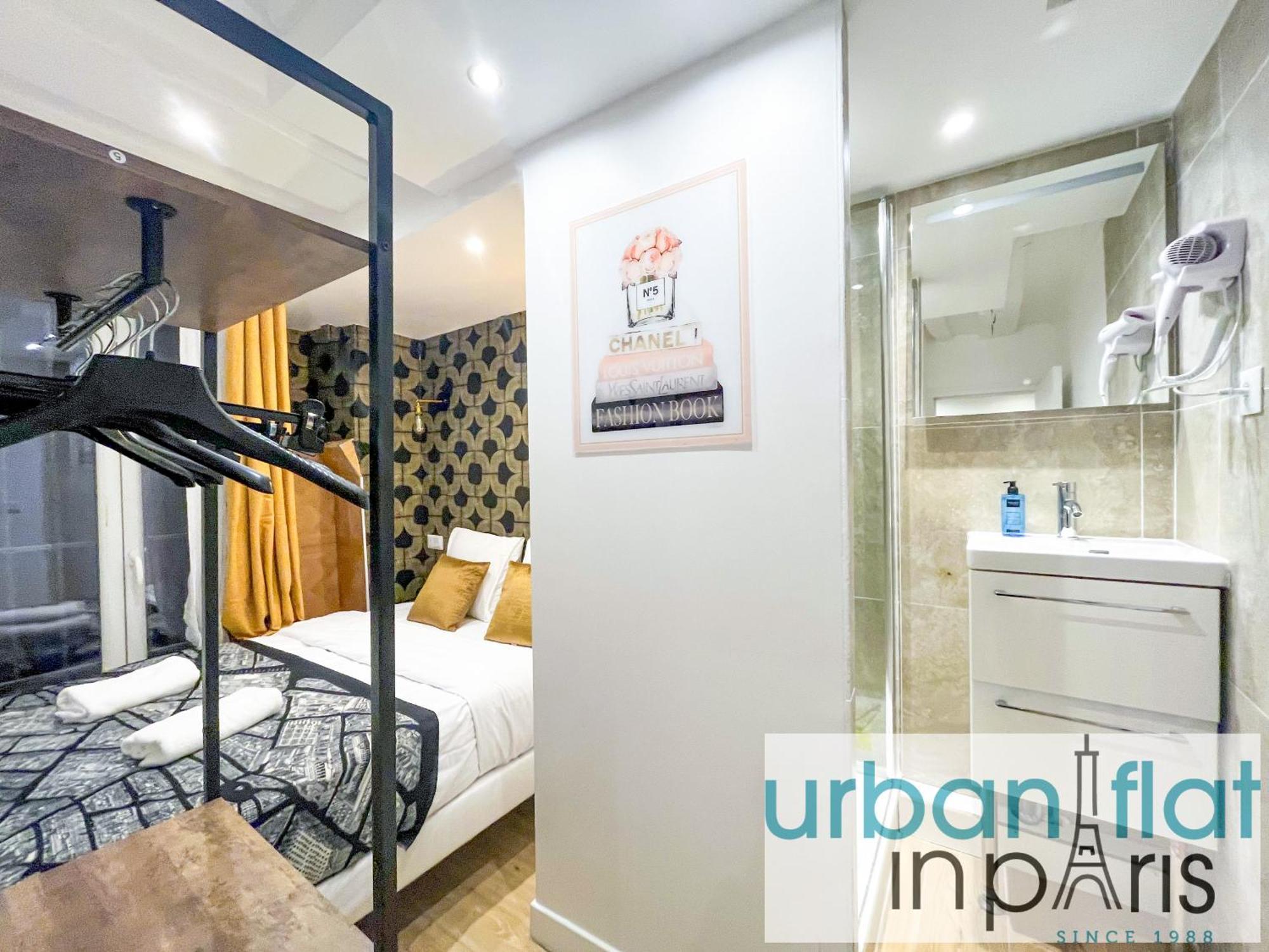 15 Atelier Montorgueil Super Héros Appartement Paris