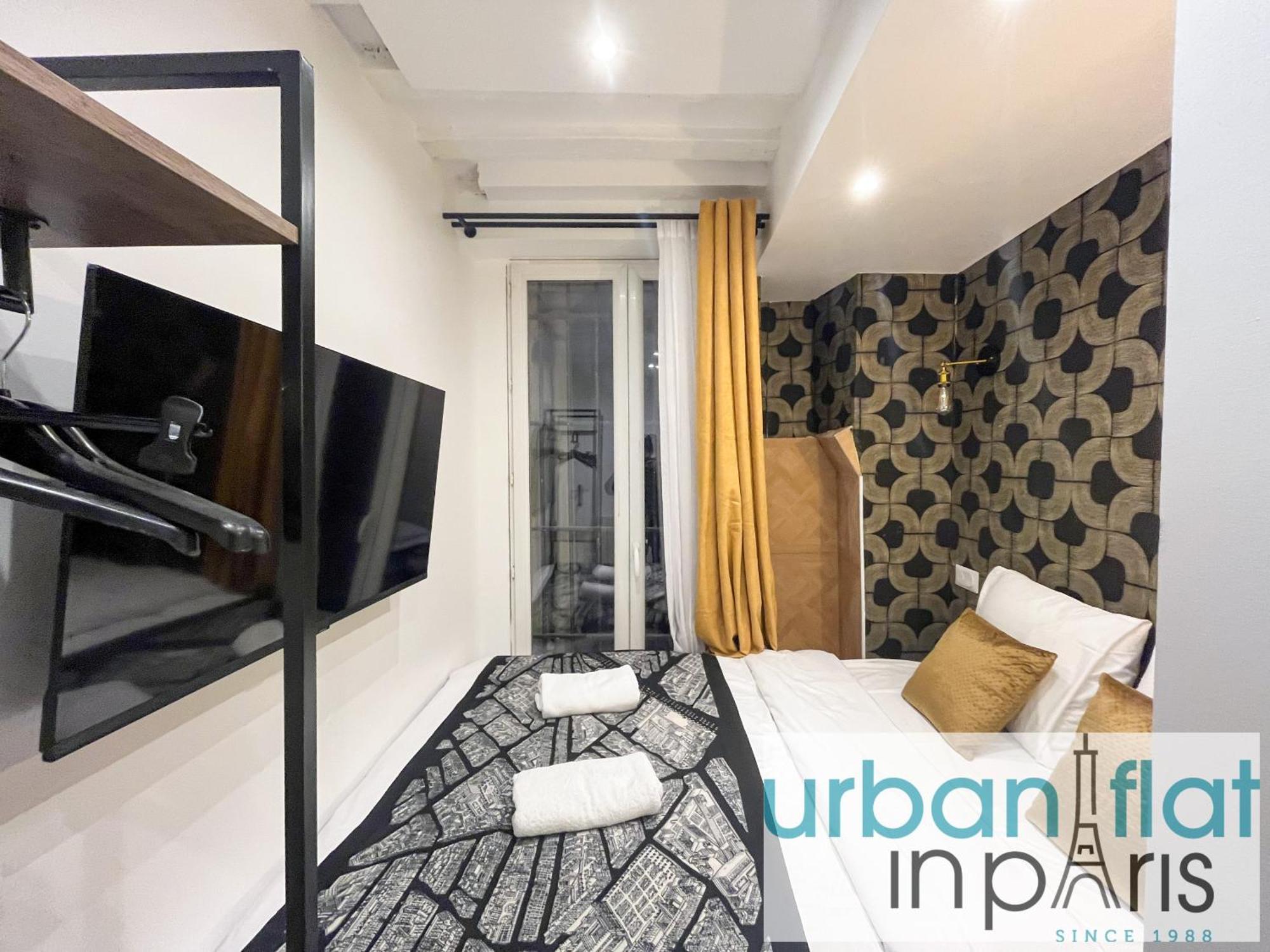 15 Atelier Montorgueil Super Héros Appartement Paris